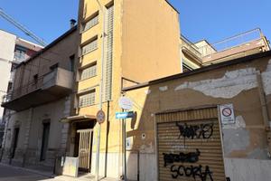 Centrale appartamento indipendente con cantina