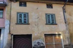 Immobile in asta di 308 m² a Leffe
