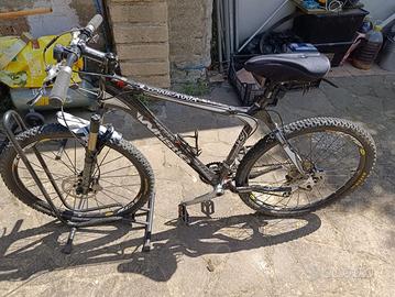 Mountain Bike Whistle Tonkawa taglia M in carbonio
