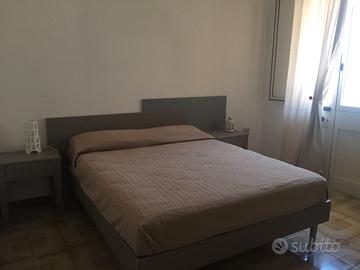 Camera da letto matrimoniale completa