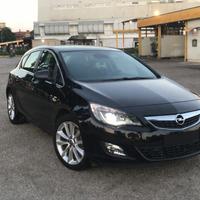 Astra 1.7 CDTI 110cv  Neopatentati manutenzione OK