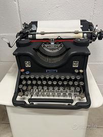 Macchina da scrivere