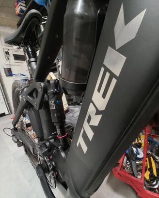 trek rail+ gen.5 full electric batt.800