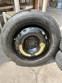 Pneumatici più staffe portapacchi fiat punto 