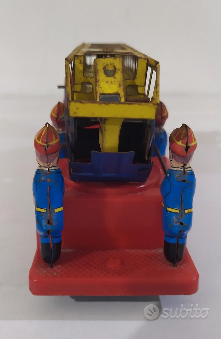 Camion dei pompieri giocattolo vintage 1960 ca. - Collezionismo In vendita  a Crotone