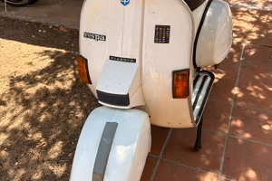 Vespa PX  125 E Arcobaleno