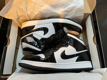 Nike Air Jordan 1 Mid CARBON FIBER
