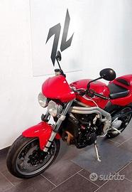 Triumph Speed Triple 955i - 2004