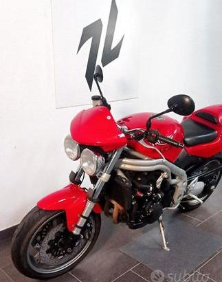 Triumph Speed Triple 955i - 2004