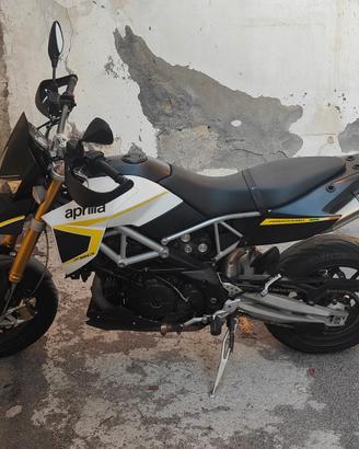 Aprilia Dorsoduro ABS