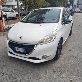 Peugeot 208 PureTech 82 5 porte Active