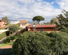Appartamento piano primo di 60 mq.con giardino PT