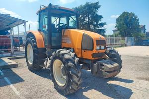 Renault Ares 620 RZ-cabina sospesa