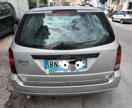 FORD Focus 1ª serie - 2000