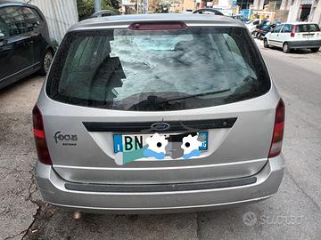 FORD Focus 1ª serie - 2000