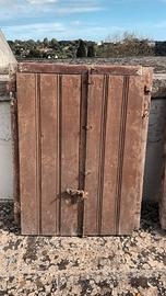 Finestre antiche in legno