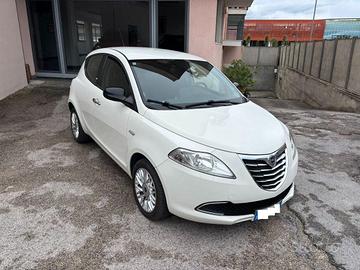 LANCIA Ypsilon 1.3 MJT 16V 95CV 5 porte S&S Gold