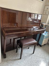 Pianoforte verticale Petrof