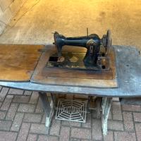 MACCHINA PER CUCIRE vintage