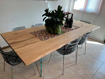 Tavolo in rovere naturale Devina Nais