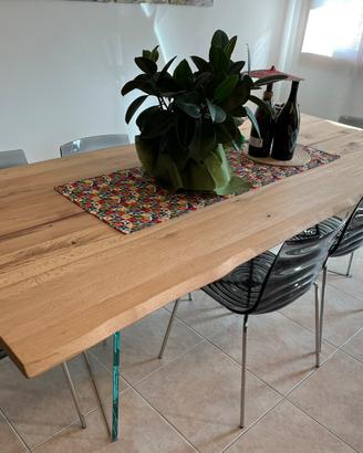 Tavolo in rovere naturale Devina Nais