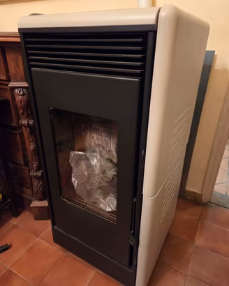 Stufa a Pellet Caminetti Montegrappa LX12-12kW