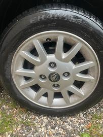 Cerchi lega 15 nissan ruote invernali