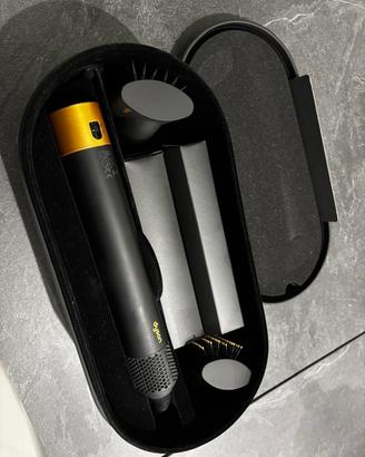 Piastra capelli Dyson
