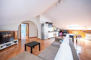 2 LOCALI A GRUGLIASCO