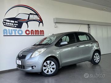 Toyota Yaris 5p 1.3 87cv Automatica Neopatentati
