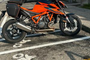 KTM 1290 Super Duke R