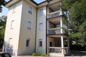 Bilocale con Terrazzo Abitabile e Posto Auto