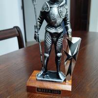 Statuetta Cavaliere dell'Ordine di Malta