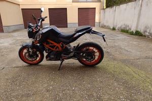 KTM Duke 390 ABS