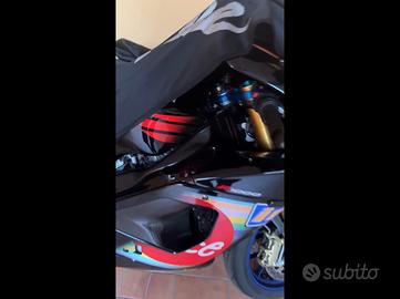 Aprilia Rsv 1000r Colin Edwards