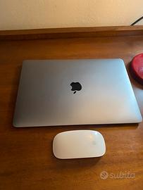 Macbook air M1 2021