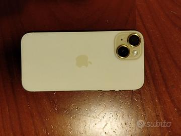 Iphone 15 giallo 256GB (trattabile)