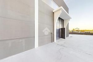 CAPANNONE A BRINDISI