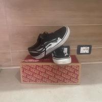 Vans originali prezzo 20 euro trattabile