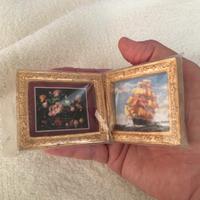 Coppia di quadri per casa delle bambole