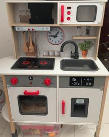 Cicina giocattolo
