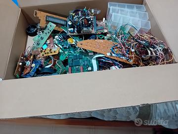 materiale elettronica