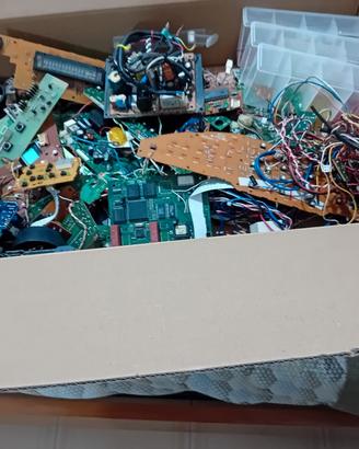 materiale elettronica