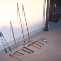 Attrezzi vari  3 €