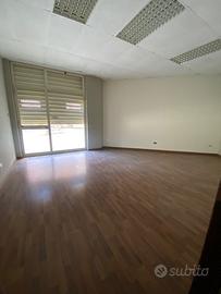 Locasi per uso ufficio via cittadella 56, 58