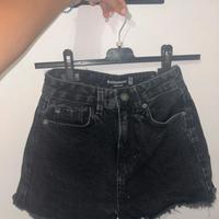 Pantaloncini di jeans con brillantini