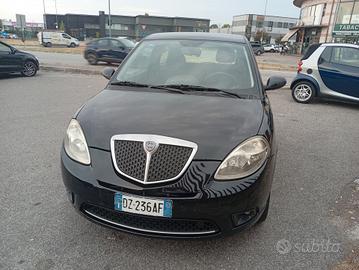 Lancia Ypsilon 1.4 Platino Ecochic GPL NEOPATENTAT