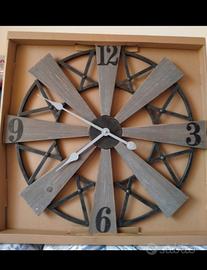 Orologio da parete in legno