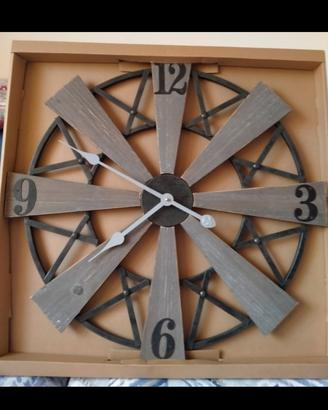 Orologio da parete in legno