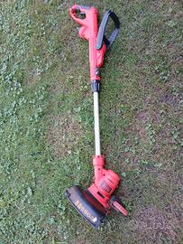 decespugliatore elettrico Black & Decker